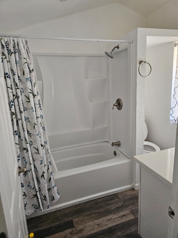 Photo - 8714 La Vine St