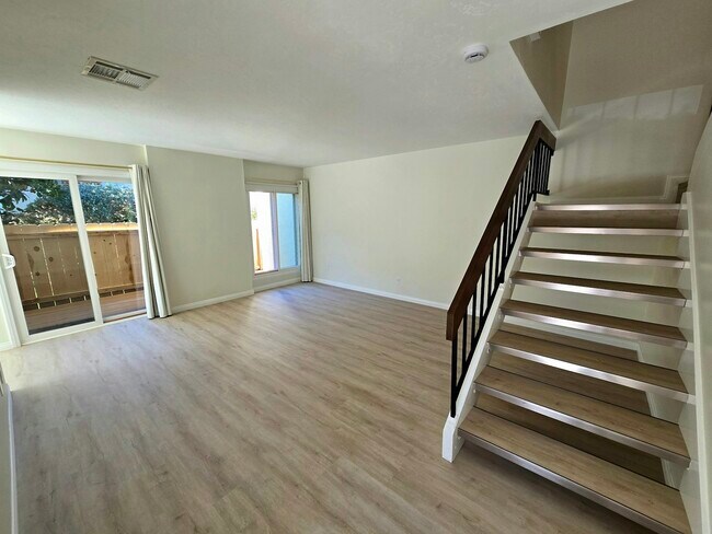 Photo - 2350 Caminito Agrado