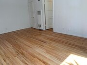 Photo - 408 N Doheny Dr