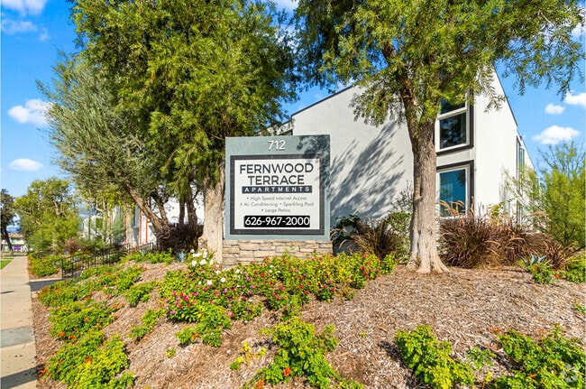 Building Photo - Fernwood Terrace Rental