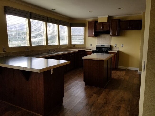 Photo - 5825 Rockview Rd Unit B