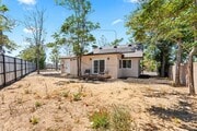 Photo - Comfortable 3 Bedroom Home with Private Backyard in Riverside