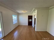 Photo - 933 W Autumn Dr