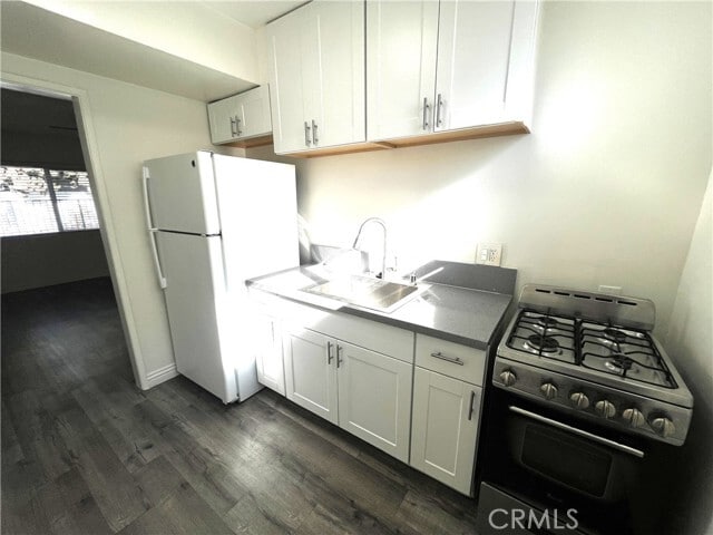 Photo - 12926 Doty Ave Unit 21