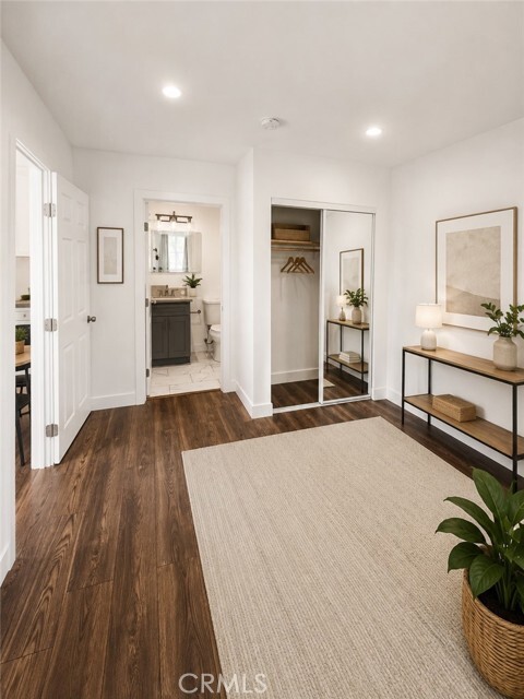Photo - 24019 Sylvan St
