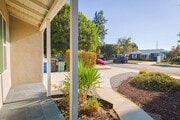 Photo - Amazing 4-bedroom + 3-bathroom house in Ma...