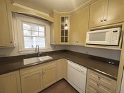 Photo - 618 1/2 N Beachwood Dr Apartments