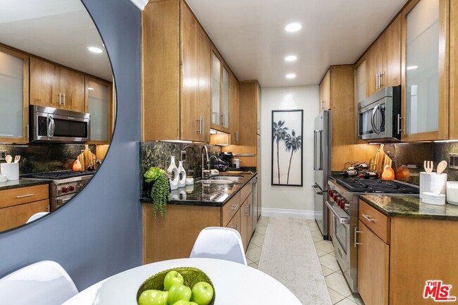 Photo - 2721 2nd St Condo Unit 106