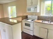 Photo - 931 W 19th St Unit 10