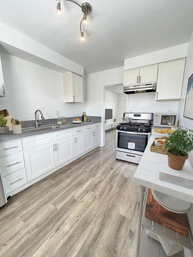 Floor Plan - 2BD/1BTH