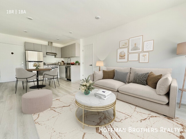 Building Photo - 316 S Mariposa Ave