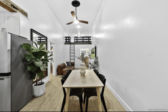 Photo - 45760 Calle La Paz