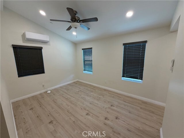 Photo - 11855 Nava St