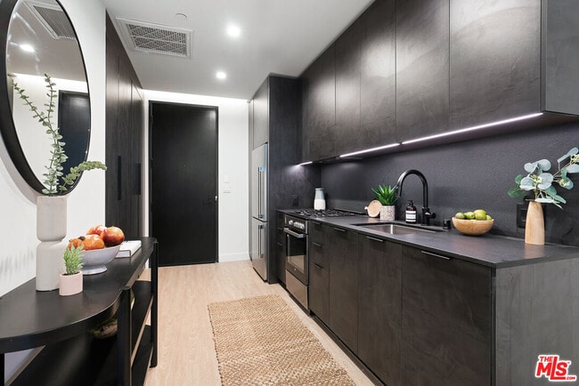 Photo - 3688 Overland Ave Unit 702