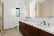 Master spa bathroom. - 4640 Del Monte Ave
