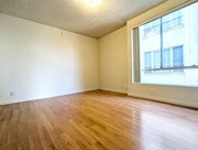 Photo - 553 S St Andrews Pl