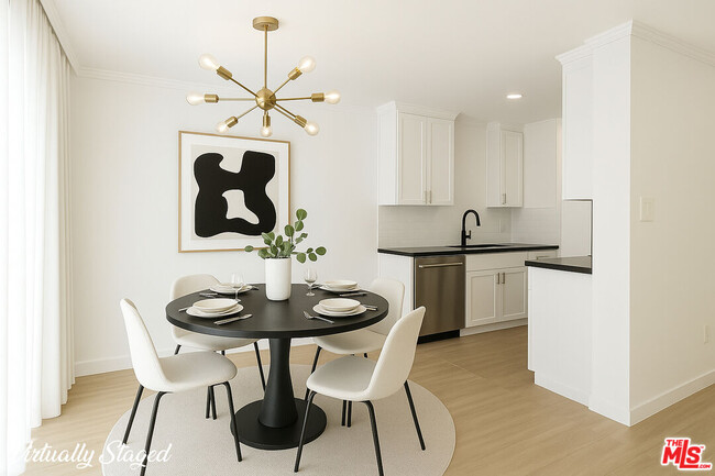 Photo - 960 Larrabee St Unit 214