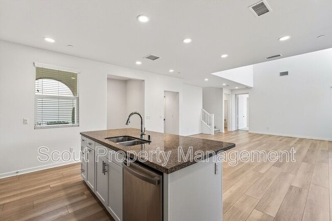 Photo - 45079 Via Vela