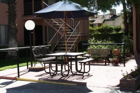 Social Area - Mayfield Park Apartments