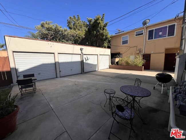 Photo - 1248 S La Jolla Ave