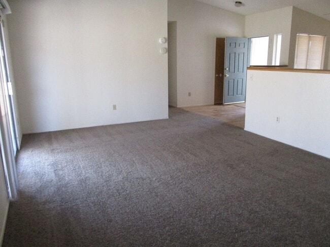 CUTE 3 bedroom home in Twentynine Palms! - CUTE 3 bedroom home in Twentynine Palms!