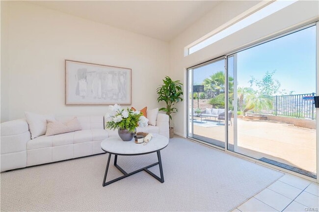 Photo - 338 Calle Vista