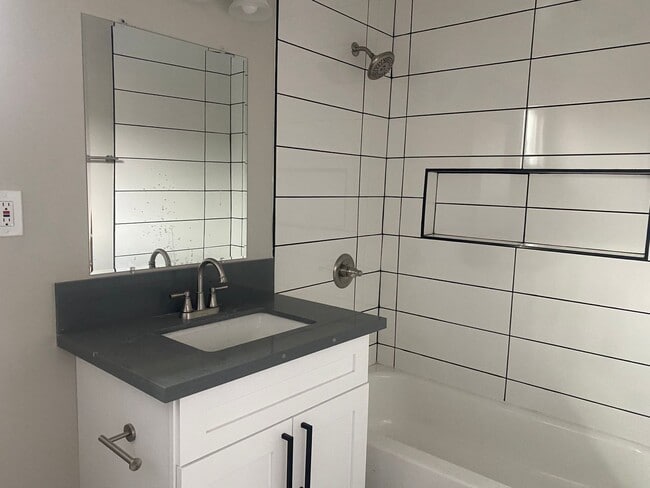 Photo - $500 Move-In Incentive - Move-In Today!