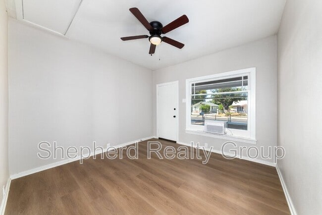 Photo - 3342 Eucalyptus Ave