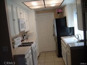 Photo - 2452 Chandler Ave Townhome