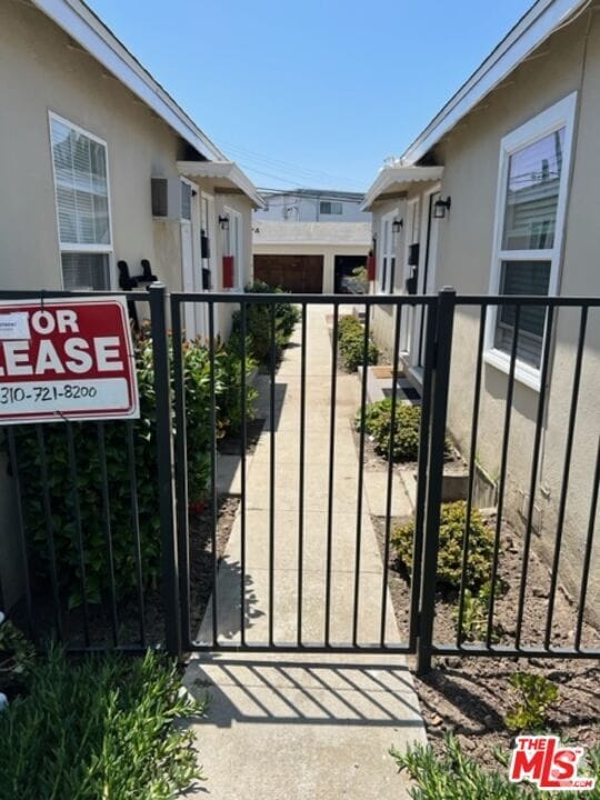 Building Photo - 12022 Washington Blvd Unit 1 Rental