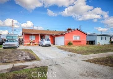 Building Photo - 1637 W Woodcrest Ave Rental