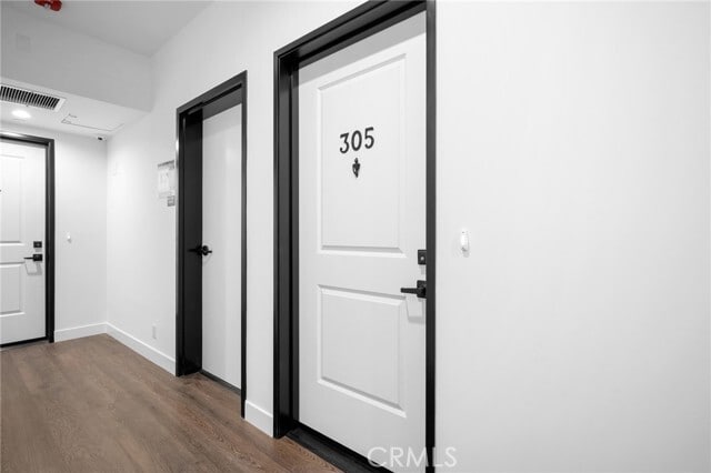 Photo - 10657 Moorpark St Unit 305