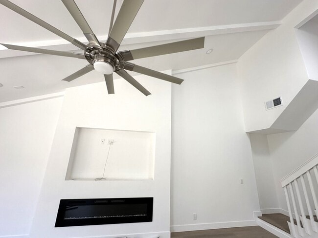 Photo - 401-405 Westbourne St Unit 405