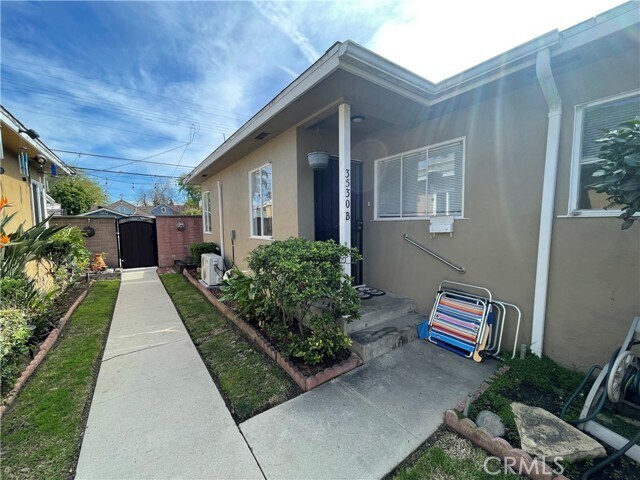 Building Photo - 3530 Orange Dr