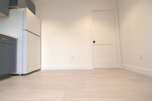 Photo - Harding Ave Unit 2