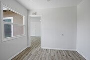 Photo - 785 N Victoria Dr