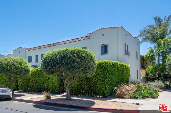 Building Photo - 7714 Rosewood Ave Unit 7716 Rental
