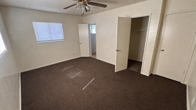 Photo - 1433 W 84th Pl