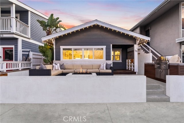 Photo - 121 E Balboa Blvd