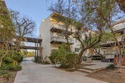 Photo - 5460 White Oak Ave