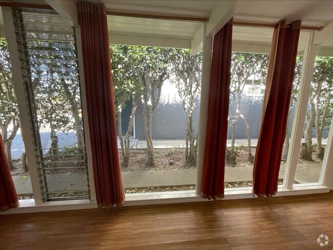 Building Photo - 6775 Pasado Unit A Rental