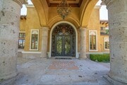 Photo - Private 5 Bedroom Estate for Rent in Santa... House