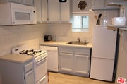 Photo - 7463 Willoughby Ave Unit 7463
