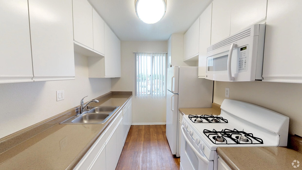 3D Tour - Tarzana Terraces