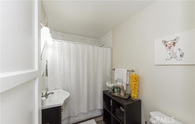 Photo - 5803 Cartwright Ave