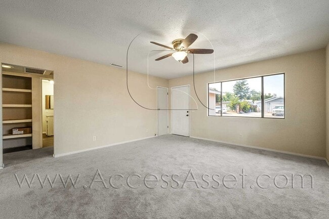 Photo - 33220 Schaper St