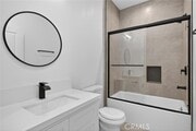 Photo - 14732 Gilmore St Apartment Unit 3
