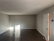 Photo - 5840 Hazeltine Ave