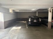 Photo - 6748 Hillpark Dr Unit 305
