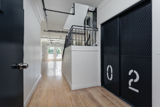 Photo - 681 Shatto Pl Unit #106